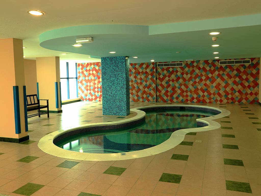 Arcadia Hotel Suites Charjah Extérieur photo
