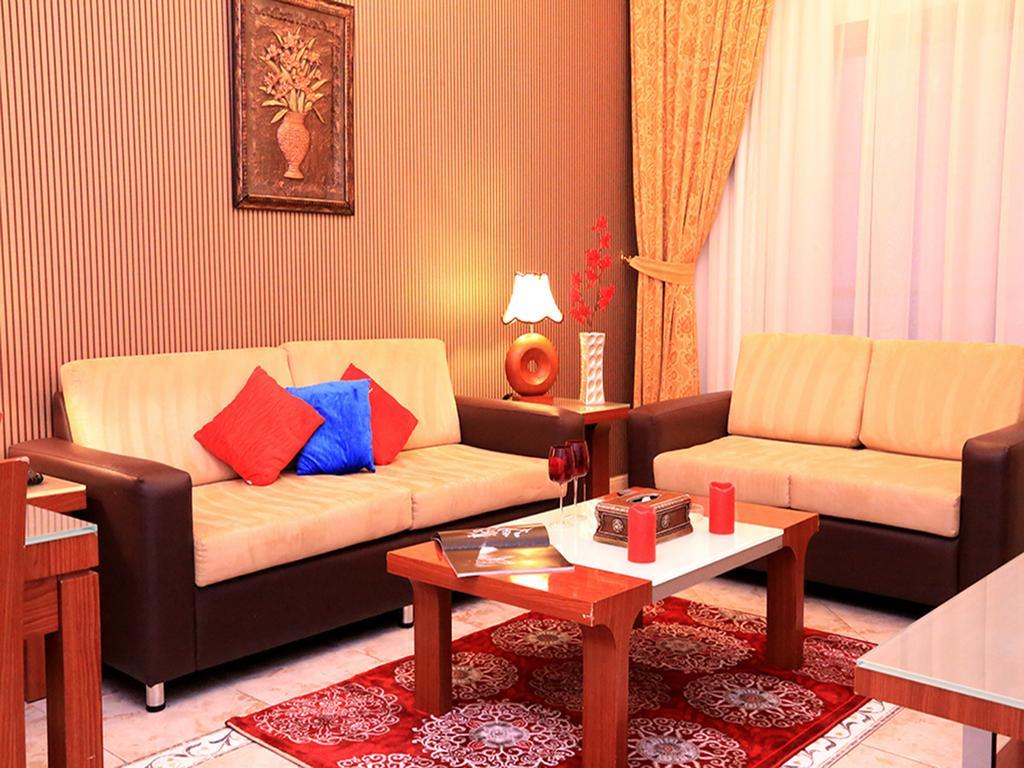 Arcadia Hotel Suites Charjah Chambre photo
