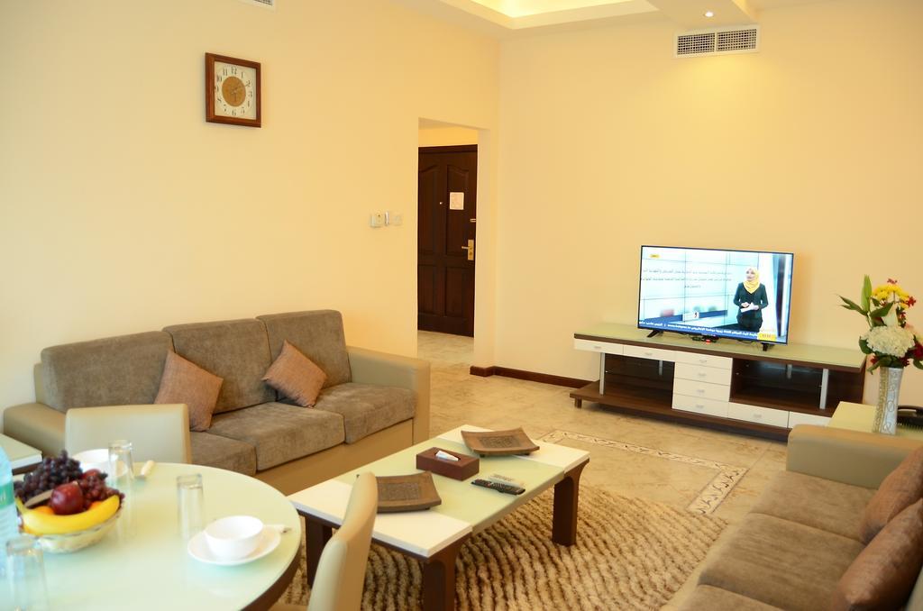 Arcadia Hotel Suites Charjah Extérieur photo